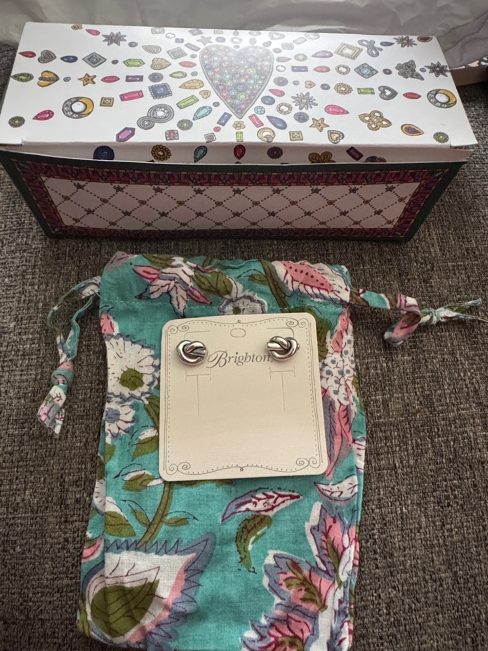 BNWT Brighton Interlok collection earrings - Picture 3 of 3